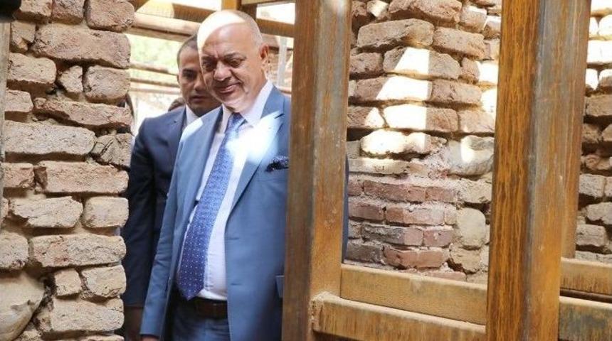 Alaşehir&rsquo;in Tarihi Yapılarına B&uuml;y&uuml;kşehir Eli