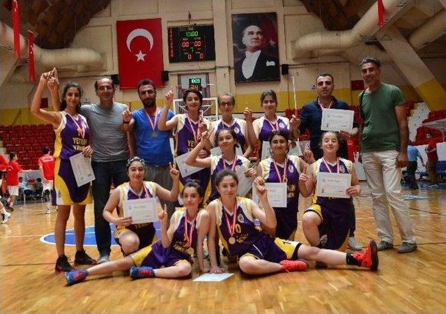 Türkiye Okullararası Basketbol Yarı Final Müsabakaları