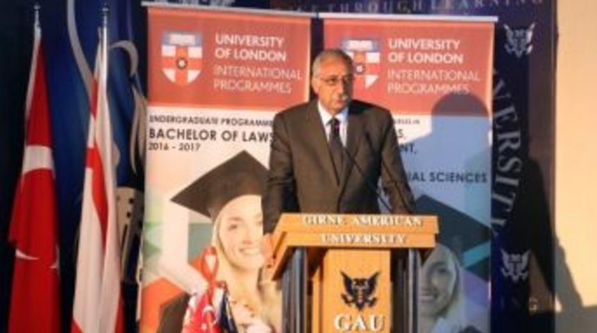 Ga&uuml;&rsquo;de Oku, Londra &Uuml;niversitesi&rsquo;nden Mezun Ol