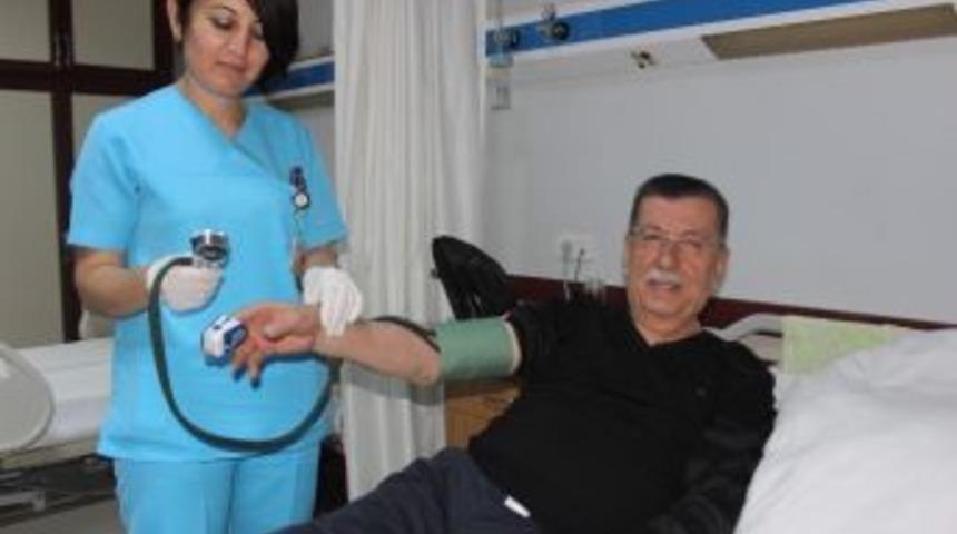 Tutuklu Başkan Akşit Hastaneye Kaldırıldı