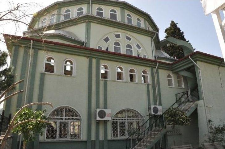 İsabeyli Çarşı Camisinin Pencereleri Yenilendi G5