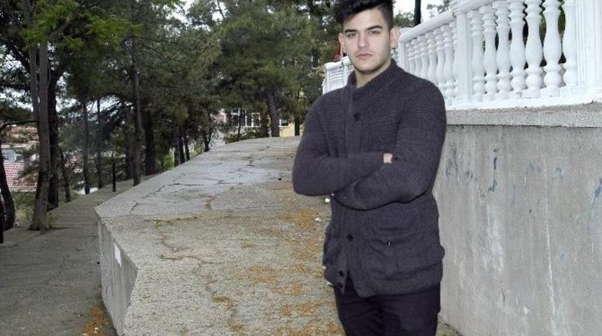 &Ccedil;alınan Motosikletini Her Yerde Arıyor