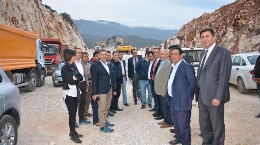 Demre Sakar Deresinin Y&uuml;zde 45&rsquo;i Tamamlandı