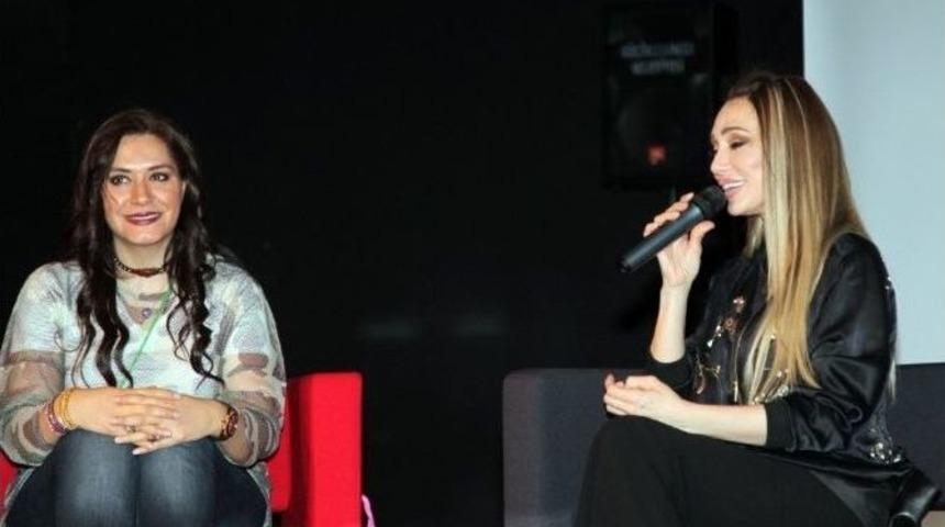 Umut Aky&uuml;rek, K&uuml;&ccedil;&uuml;k&ccedil;ekmece&rsquo;de Sevenleriyle Buluştu