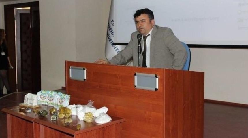 &Uuml;niversite &Ouml;ğrencilerine &rsquo;&rsquo;t&uuml;rkiye&rsquo;de Madencilik Ve Bor&rsquo;&rsquo; Anlatıldı