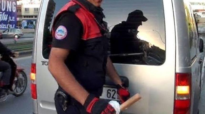 Gaziantep&rsquo;te Polise Tokmaklı Saldırı