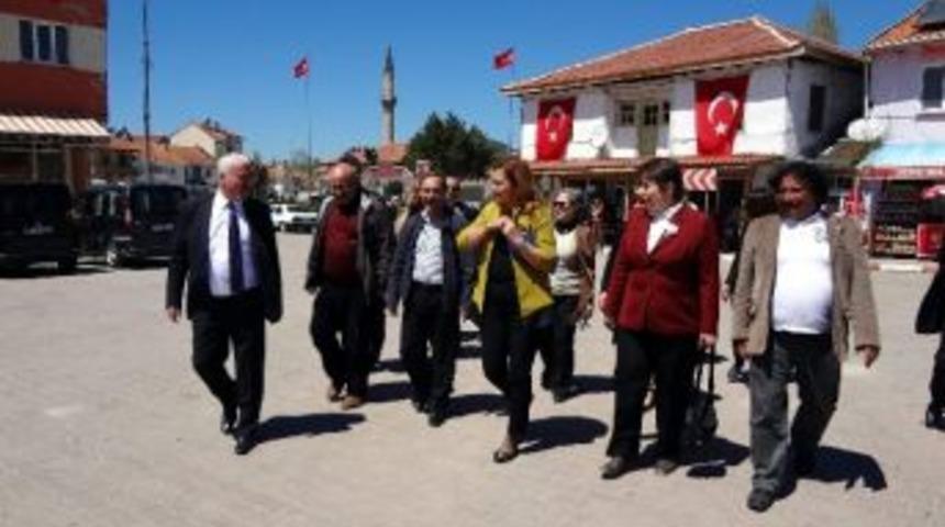 Chp&rsquo;li Burcu K&ouml;ksal, K&uuml;tahya&rsquo;nın Gediz, Altıntaş Ve Dumlupınar İl&ccedil;elerini Ziyaret Etti