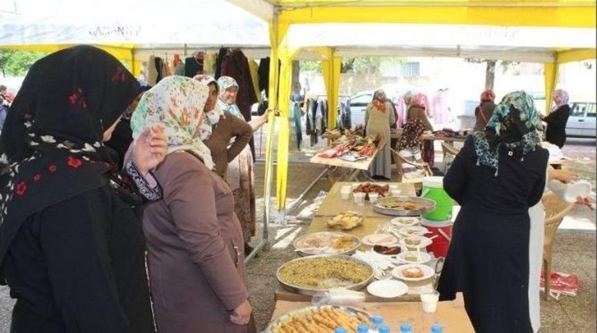 Öğrenciler İçin Kermes Düzenlendi