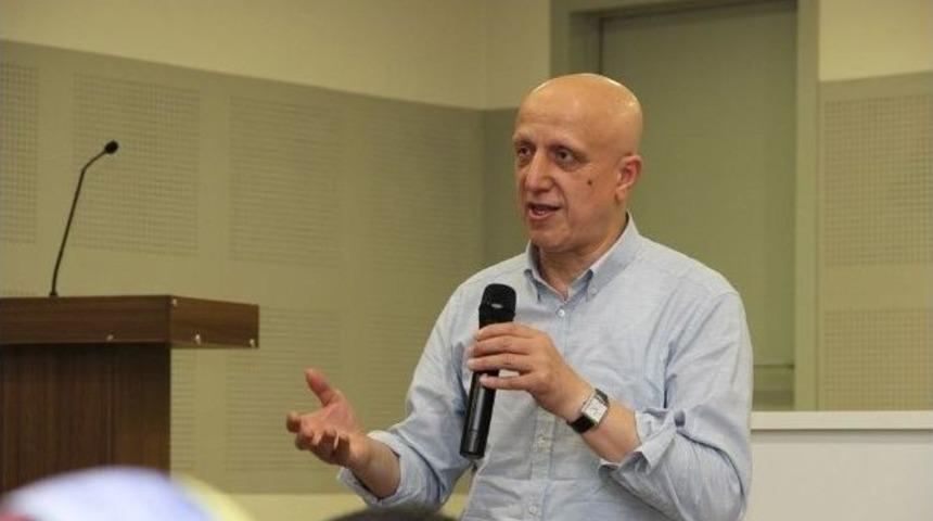 Akademi Lise’de Kutlu Doğum Programı Yapıldı