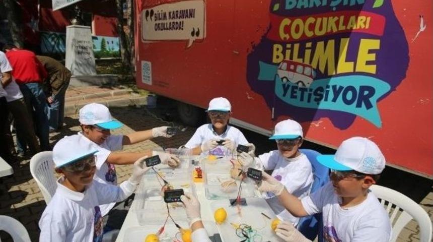 Geleceğin Bilim Adamları Nil&uuml;fer&rsquo;de Yetişecek