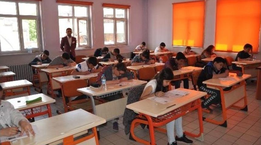 Boz&uuml;y&uuml;k&rsquo;te Teog Sınavları Sorunsuz Tamamlandı