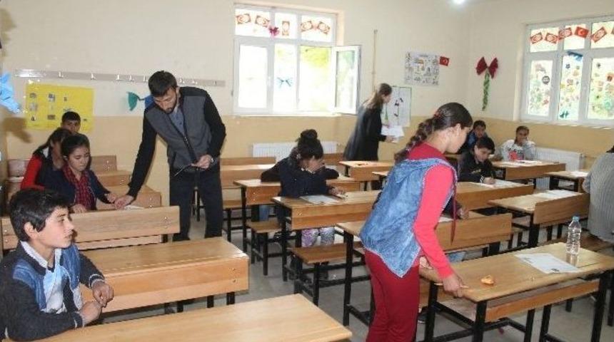 &Ouml;ğrenciler Teog Sınavında Ter D&ouml;kt&uuml;