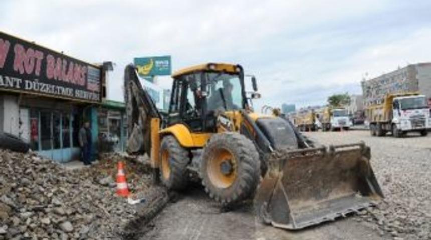 Kazım Karabekir Caddesi&rsquo;ndeki &Ccedil;alışmalar Son Aşamada