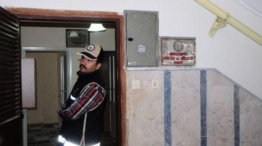 Adana&rsquo;da Fet&ouml; Operasyonu