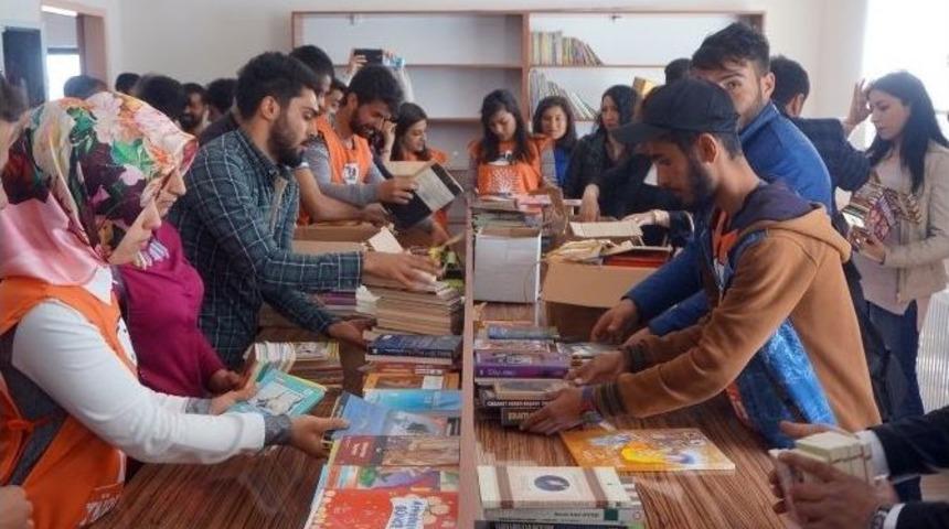 Adilcevaz Myo&rsquo;dan &Ouml;rnek Davranış