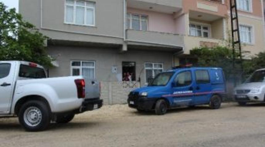 Jandarmadan Ka&ccedil;ak Sigara Operasyonu