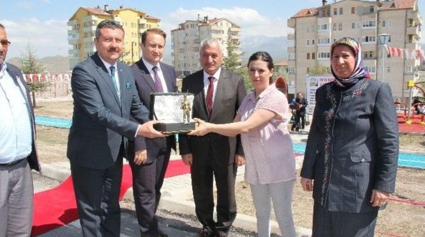 İncesu Belediyesi Şehit Rahmi Yılan Anısına Yaptığı Parkın A&ccedil;ılışı Yaptı