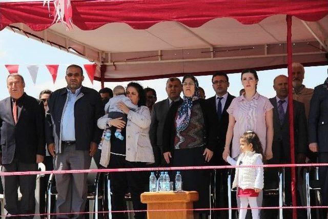 İncesu Belediyesi Şehit Rahmi Yılan Anısına Yaptığı Parkın Açılışı Yaptı