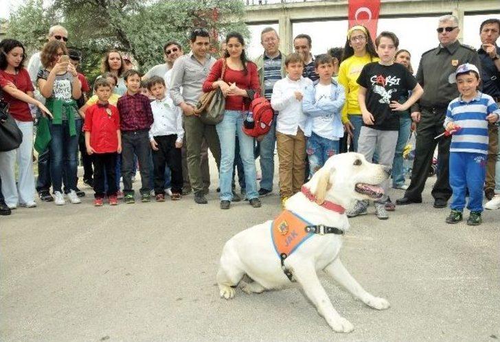 Jandarma’dan Gata’da Çocuk Bayramı Standı G5