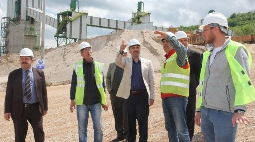 Sarıcaoğlu Çimento Fabrikasını Ziyaret Etti