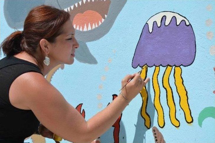 Fırçaları İle Köy Okullarını Güzelleştiriyorlar G3