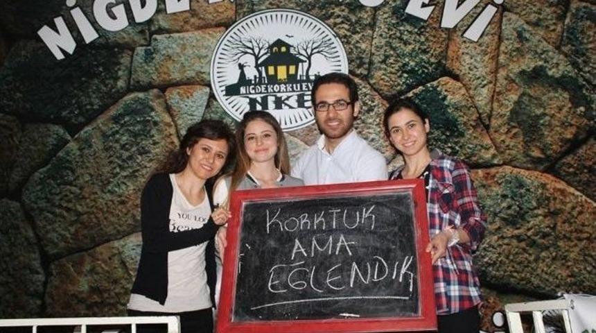 Niğde&rsquo;de Korku Evi &Ccedil;ılgınlığı