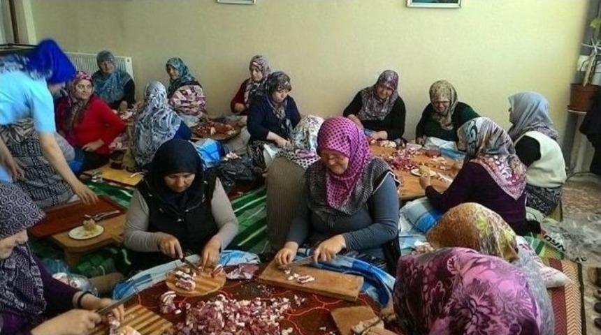 Hisarcık’taki Şükür Duasına Kadın Desteği