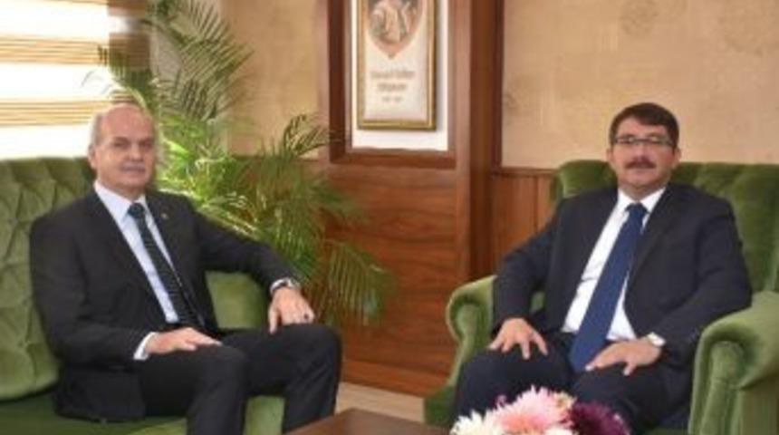 Mcb&uuml; Rekt&ouml;r&uuml; &Ccedil;elebi&rsquo;den Başkan &Ccedil;elik&rsquo;e Ziyaret