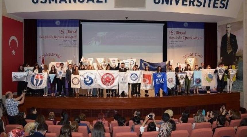 15&rsquo;inci Ulusal Hemşirelik &Ouml;ğrencileri Kongresi Esog&uuml;&rsquo;de Başladı