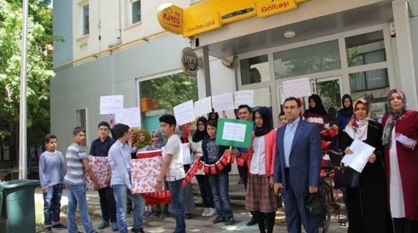 İmam Hatipli &Ouml;ğrencilerden, G&uuml;venlik G&uuml;&ccedil;lerine Destek