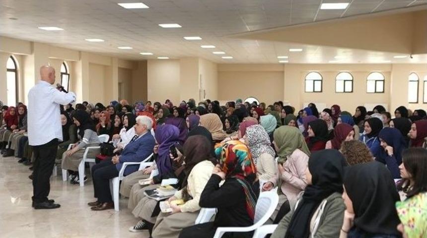 Nisan K&uuml;lt&uuml;r Sanat Etkinlikleri Devam Ediyor