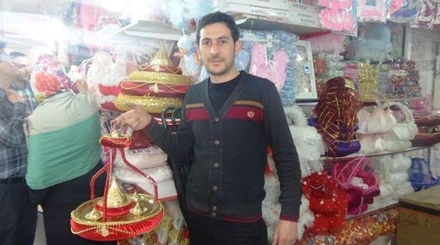 Hz &Ouml;mer Camii Pasajı Esnafı D&uuml;ğ&uuml;n Sezonunu Bekliyor