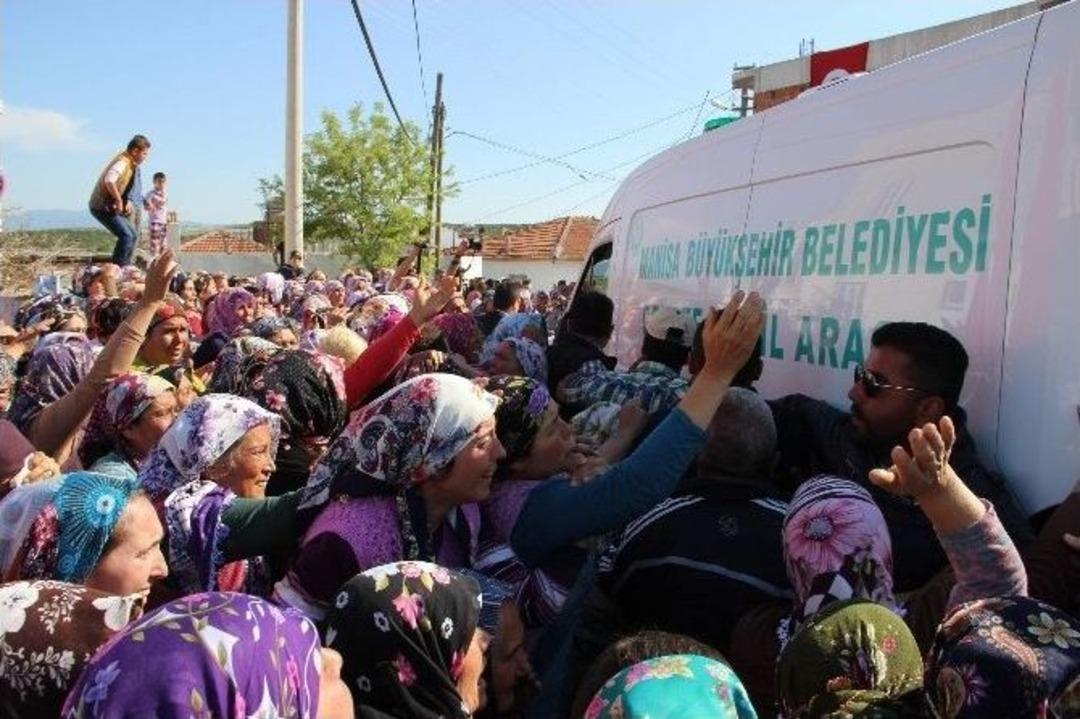 Manisalı Şehit Son Yolculuğuna Uğurlandı