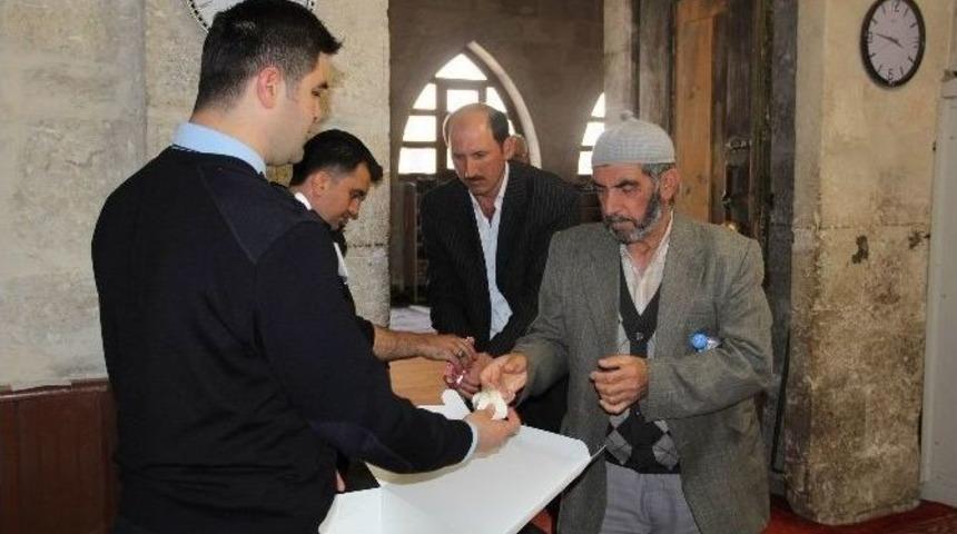 Şehit Polis İ&ccedil;in Mevlit Okutuldu