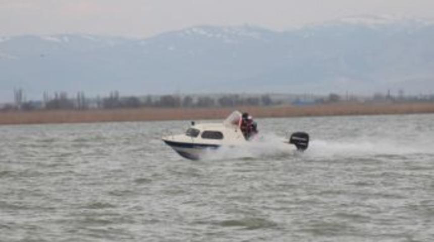 Beyşehir G&ouml;l&uuml;&rsquo;nde Denetim Yapan Ekibe Saldırı