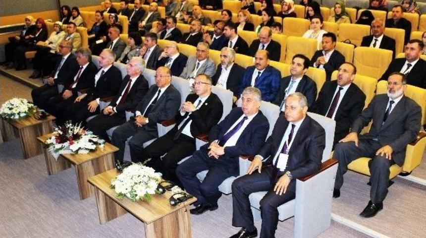 Uluslararası Osmanlıca Sempozyumu Sona Erdi