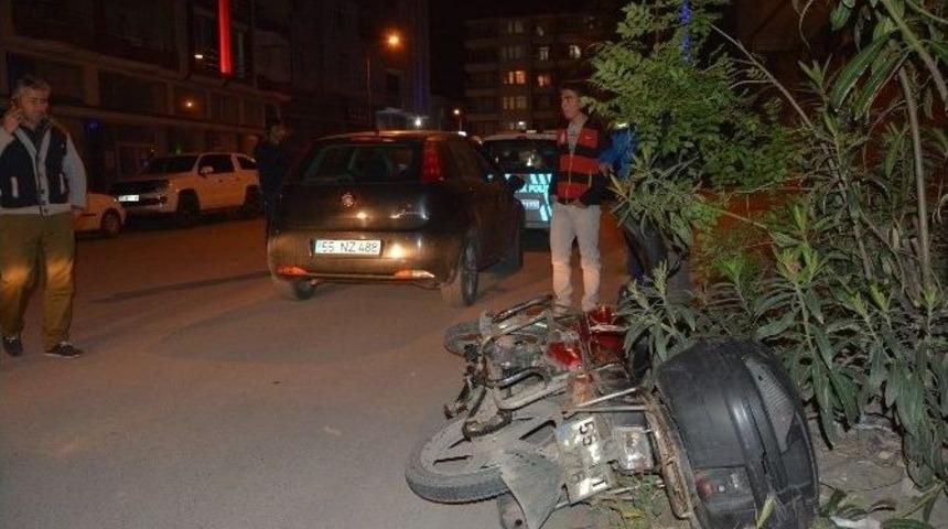 Otomobil İle Motosiklet &Ccedil;arpıştı: 1 Yaralı