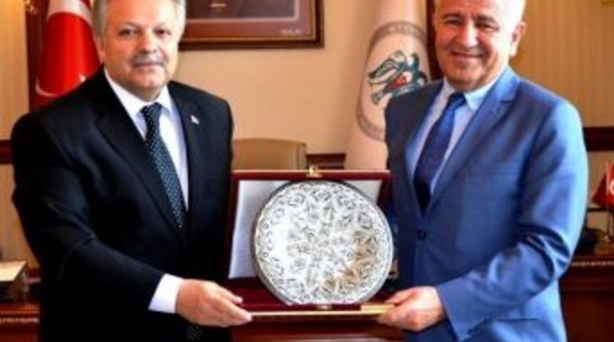 Ersiad Ankara Başkanı Tavşanoğlu, Vali Kahraman&rsquo;ı Ziyaret Etti
