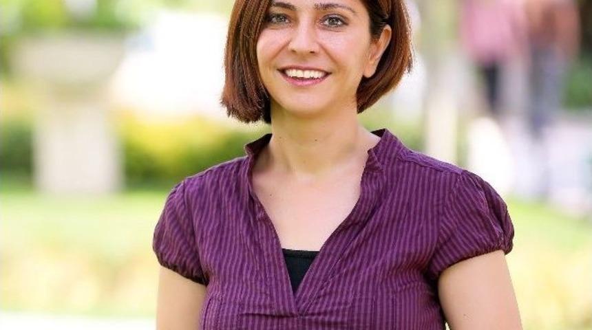 Gen&ccedil; Akademisyene Prestijli &Ouml;d&uuml;l