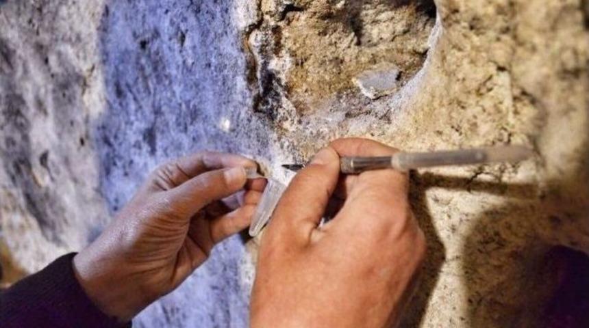 Tarihi Kilisede Restorasyon Ve Konservasyon İ&ccedil;in &Ouml;n Hazırlık S&uuml;r&uuml;yor