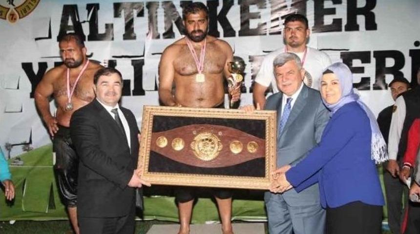 8. Seka Park Altın Kemer Yağlı G&uuml;reşleri 7 Mayıs&rsquo;ta Yapılacak