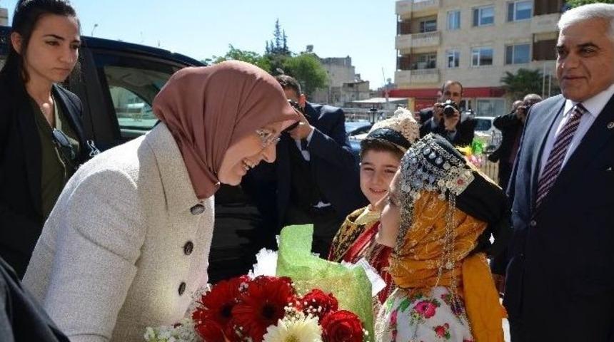 Bakan Ramazanoğlu Roketlerin D&uuml;şt&uuml;ğ&uuml; Kilis&rsquo;te