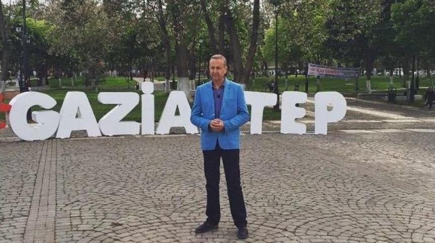 Tahir Tekin &Ouml;ztan S&ouml;yleşi Ve İmza G&uuml;n&uuml; İ&ccedil;in Geliyor