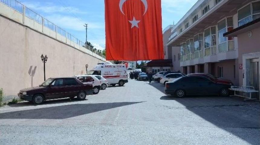Şehit Serdal Uyanık&rsquo;ın Cenazesi Ilgaz&rsquo;a Getirildi