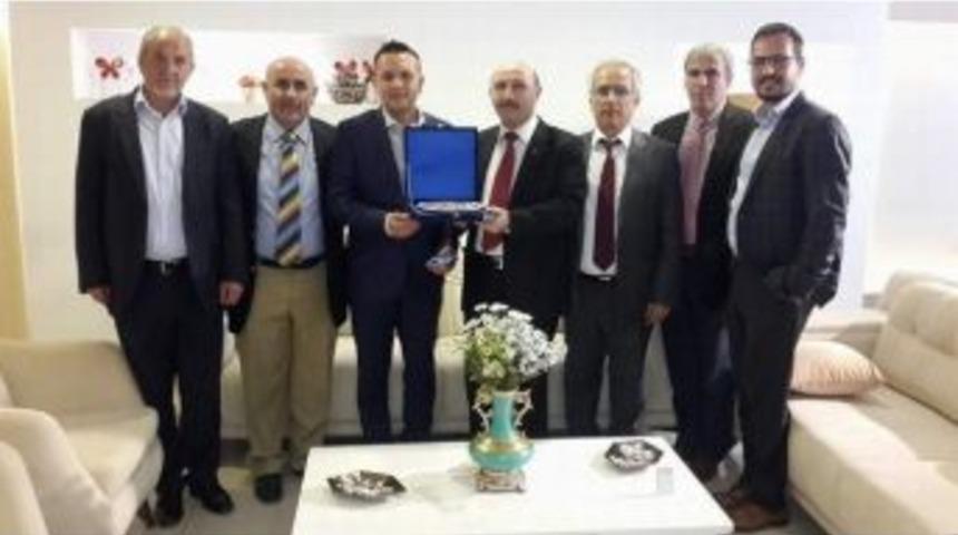 Afyonkarahisar Defterdarlığından &Ouml;rnek M&uuml;kelleflere Ziyaret