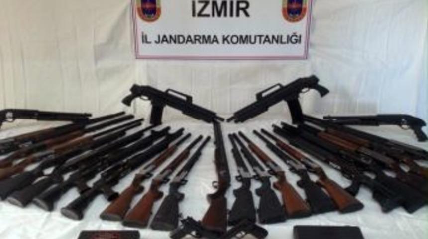 Jandarmadan Ruhsatsız Av T&uuml;feği Satan İşletmeye Baskın