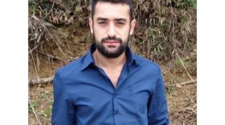 &Uuml;niversite &Ouml;ğrencisi Sekiz Yıl Ceza Aldı, Annesinden Helallik İstedi