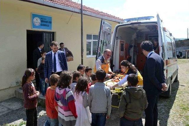 Sağlık Müdürlüğü Ve Tügva’dan Kırsal Mahalle Okullarına Ziyaret