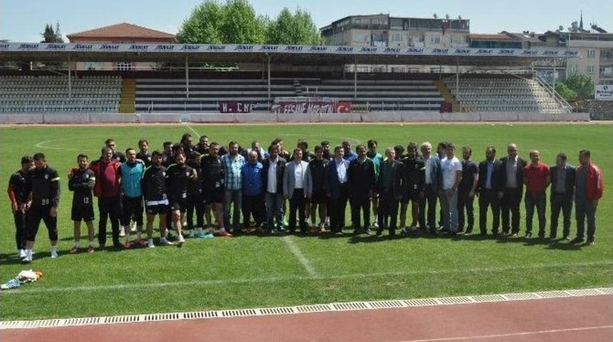 İneg&ouml;lspor&rsquo;a Destek Ziyareti