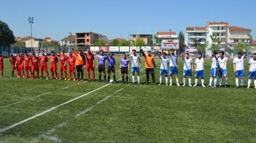 D&uuml;zce Meslek Y&uuml;ksekokulu 1. Geleneksel Futbol Turnuvası Başladı